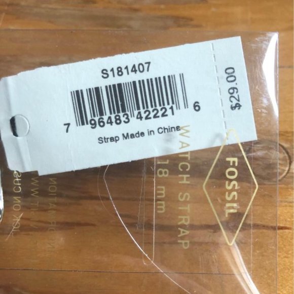 18mm Fossil Silicone Watch band - Picture 2 of 2